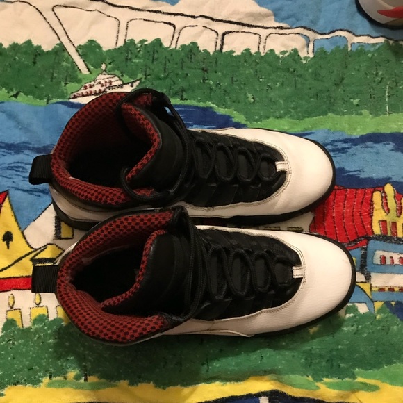 Air Jordan “Chicago 10s” - Picture 3 of 4